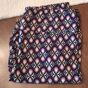 Tall and curvy Lularoe leggings